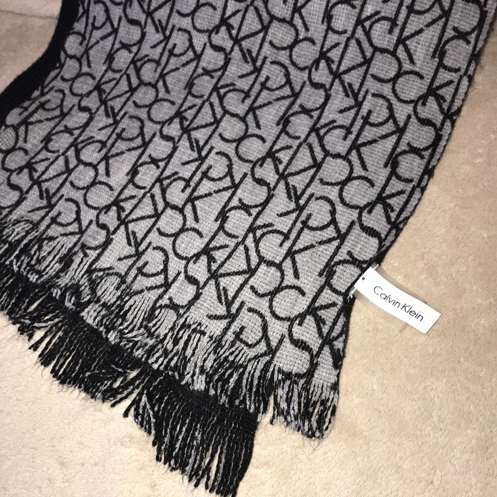 Calvin Klein black and grey CK logo scarf 💕 78” - Picture 2 of 9